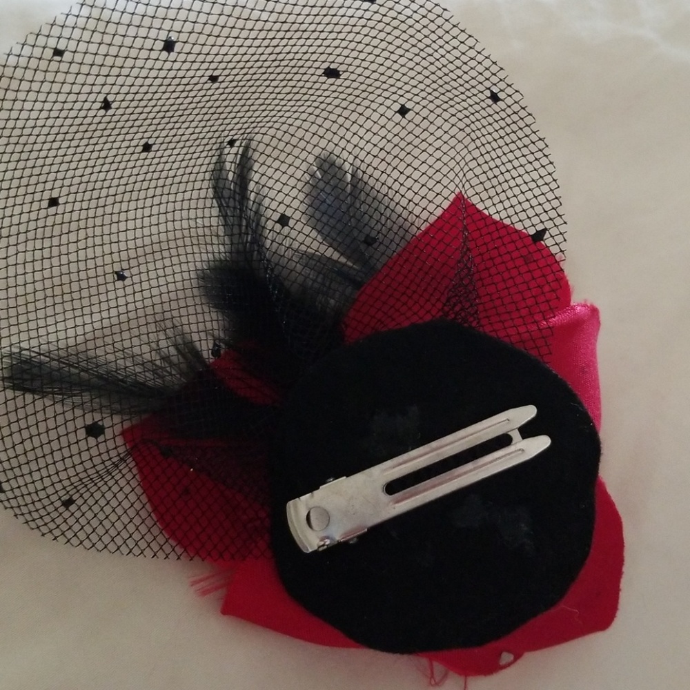 Hair accessory - Picture 2 of 2